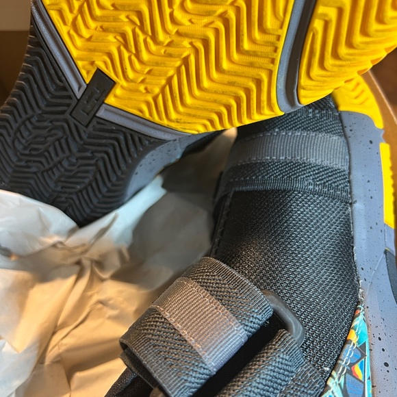 Labron soilders - Picture 2 of 3